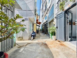 nhà mới 3 lầu đường trần bá giao, phường 5, quận - gv