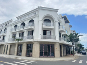 nhà phố vcn phước long 2 - thiết kế sang trọng, vị trí trung tâm