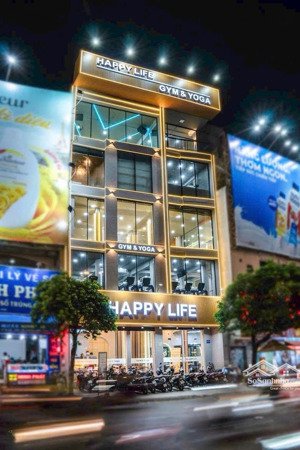 cho thuê nhà vòng xoay âu cơ lê đại hành 10x16m 5 tầng vị trí vàng giá 180tr