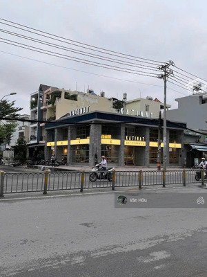 góc 2 mặt tiền dương quảng hàm, q. gò vấp - dt: 15x25m - 2 tầng - hđt: 200 triệu - giá: 55 tỷ