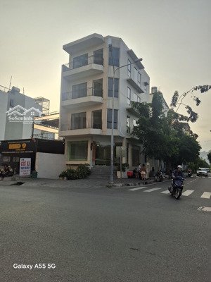 góc hai mặt tiền the sun avenue 6x18m, 5 tầng 55 triệu