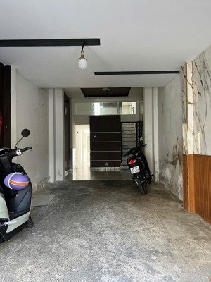 nhà diện tích lớn nở hậu hiếm hẻm xe hơi thông diện tích đất công nhận: 73.2m2 ngang 3.4m