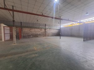 cho thuê kho 300m2 27tr mặt tiền bùi văn ba q. 7