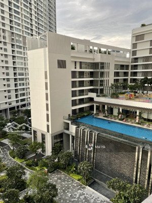 hot! chủ thiện chí ch midtown 2pn view biệt thự, căn góc thoáng mát, giá 23tr/tháng