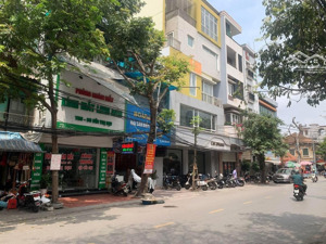 bán nhà mặt đường hàng kênh vị trí kinh doanh đỉnh - 82m2; mặt tiền: 4,5m; 3 tầng kiên cố; 12,5 tỷ