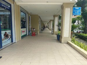 bán shop 32 đường c, cảnh viên 2, 111m2 giá 25 tỷ phú mỹ hưng q7