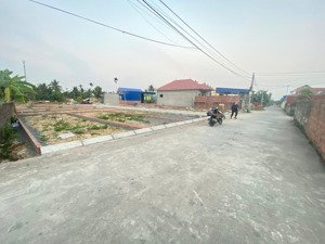 chỉ 7xx - rẻ hơn bên cạnh 200triệu. mặt đường 2 ô tô tránh nhau tại cao nhân, thuỷ nguyên