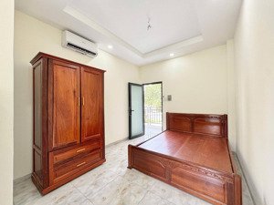 phòng studio đầy đủ nội thất, có ban công, 162 trường chinh, giá 5tr