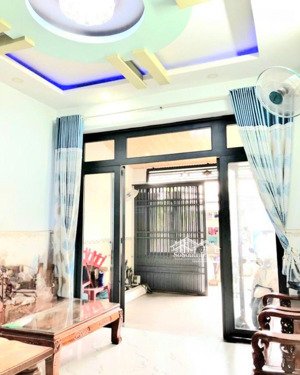 lê thúc hoạch nối dài - hẻm nhựa 8m thông - nhà mới đẹp 3 tầng 4pn