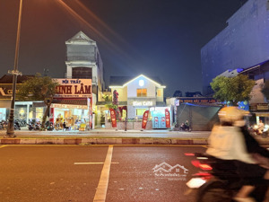 siêu phẩm đầu tư ! nhà 2 mặt tiền lê văn việt-ngang 7m ngay ký túc xá đh spkt