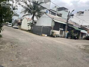 Bán Đất tặng nhà cấp 4 cũ ngay làn 2 đường bê tông nguyễn thị định nha trang