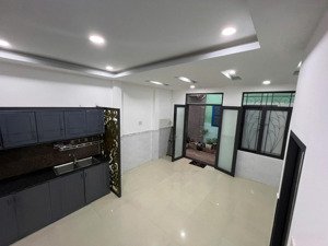 bán nhà 2 tầng đường đô lương khu bàn cờ tttp nha trang, gần chợ, gần biển. sổ đỏ hoàn công