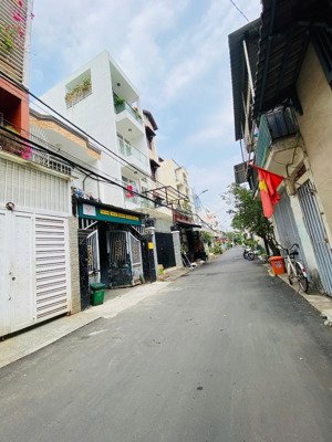 siêu hiếm, 76m2 full thổ cư (ngang 10m), đường 5m ngay trần não chỉ 9,1 tỷ