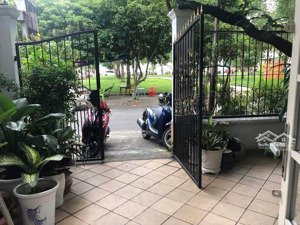 130m2 (6x21.5m) chỉ 16.5 tỷ còn tl mặt tiền công viên ngay vành đai trong 3 tầng 6pn nhà thờ phalo