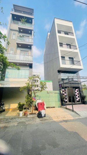 chính chủ bán lô đất (71.5m2) - 10 tỷ 400 vị trí kinh doanh khu dân cư him him lam tân hưng quận 7