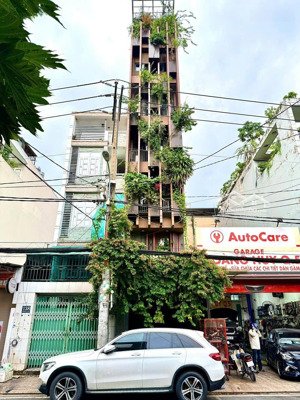 bán gấp nhà đẹp 136 nguyễn hữu tiến, tây thạnh, tân phú. liên hệ 