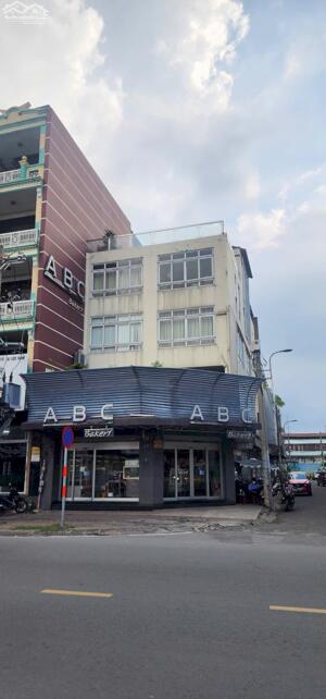 Cho thuê góc 2mt 45 ông ích khiêm, p10, Quận 11.