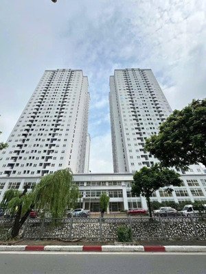 tầng đẹp 2n2vs 2 logia chung cư 30t kđt nam trung yên