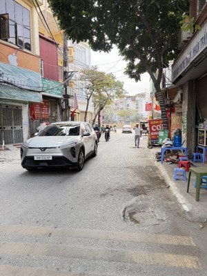 nhà trung tâm quận uỷ hoàng mai - bến xe nước ngầm 50 m2 - 6 tầng thang máy mới koong - giá 22.8 tỷ