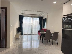 cần cho thuê gấp căn hộ tresor q4. dt: 72m2, 2pn, 2wc. giá 18tr/th. lh: 