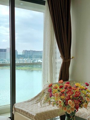 bán cc view đẹp tại green bay premium, 4,25 tỷ, 90m2, 3pn, 2wc, hot!