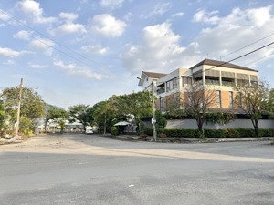 biệt thự đẳng cấp khu bến xưa - hà huy giáp, 600m2, ngang 28m, đường 25m có vỉa hè, chỉ 36 tỷ tl