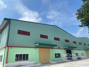 bán 8400m2 kho xưởng khu công nghiệp hoà bình