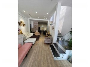 bán nhà 2 tầng mặt tiền đường ngô quyền (đoạn sát cầu sông hàn)dt 125m2 giá 14ty8 lh 