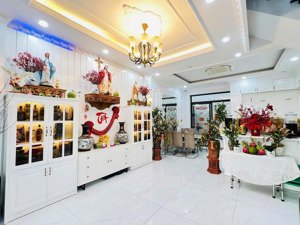 bán nhà lê thúc hoạch - 78m2 - ngang gần 6m - 4 tầng - hẻm xe hơi 6m - full nội thất - giá 9,7 tỷ