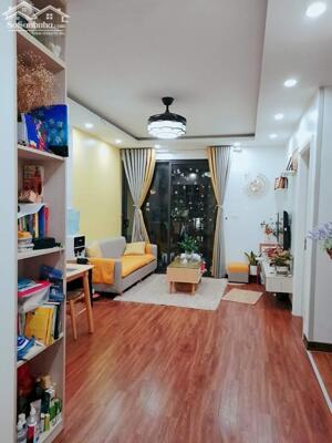 Ông bà em cần bán căn hộ 73m2 ( 2PN) Giá 6 tỷ 950 tại chung cư An Bình City đường Phạm Văn Đồng.