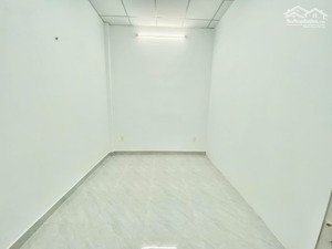 chính chủ bán nhà đường kênh nước đen, 62m2, 4.1 tỷ, gần mặt tiền