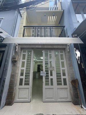 bán nhà riêng chính chủ -trần hưng đạo, 7,49 tỷ, 43m2, chính chủ, giá siêu hời