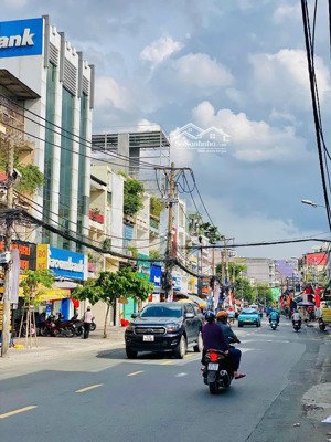 bán biệt thự 150m2 xây mới hầm 7 tầng mặt tiền phan văn trị phường 11 bình thạnh chỉ 24 tỷ còn bớt