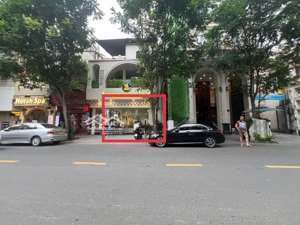 gấp! siêu đẹp! nhà mặt tiền đường 108-110 lê thị hồng gấm, quận 1