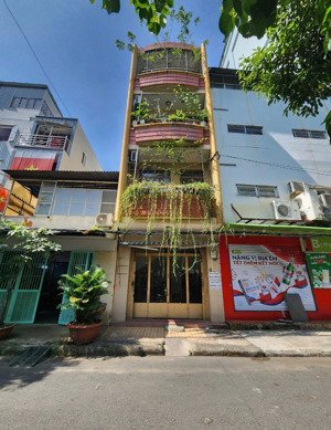 giảm gấp 1 tỷ siêu phẩm khu đẹp nhất trần quang diệu q3 - 58m2 (4x14.5) - 4 tầng 5pn - đường 12m