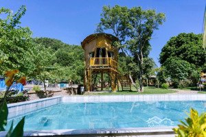 chính chủ cần sang nhượng khu vilas nghỉ dưỡng xanh bám suối tại lương sơn giá hơn 10tỷ tổng 3000m