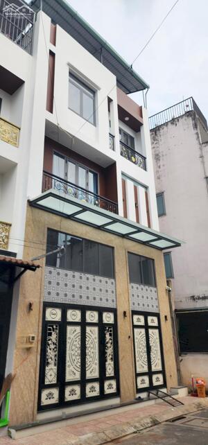 Nhà 6×10, lửng, 3 lầu hẻm 8m Tỉnh Lộ 10 (gần ngã 3 Nguyễn Cửu Phú)