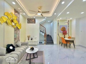 siêu phẩm - hxh -4 tầng- dt 34m2- trần bình trọng-bình thạnh