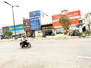 bán nhà hẻm ôtô vào nhà, cách mtlê văn việt 150m long thạnh mỹ gần ngã 3 mỹ thành q9 giá nhỉnh 6 tỷ