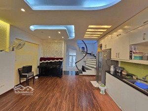 nhỉnh 4.5 tỷ có ngay nhà mới tại tphcm trung tâm thủ đức đường lê văn chí hẻm xe hơi tiện ích đủ