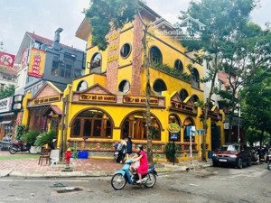 cho thuê nhà mặt phố trần hưng đạo, mặt tiền 10m, dt 300m2, chính chủ giá tốt