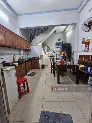 hàng hiếm, bán gấp nhà riêng bình trị đông, btân, 84m2, 3 tầng, 2 mặt hẻm xe hơi, chỉ nhỉnh 6 tỷ.