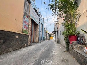 q12 trường chinh - đông hưng thuận nhà 188m2 full thổ cư không qh