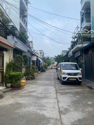 nhà 246/ đường 26/3 p. bhh bình tân. dt: 4x21m, trệt + lầu btct, hẻm 8m thông kênh tham lương