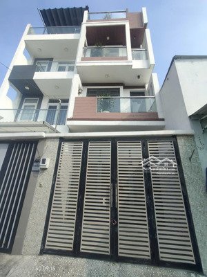 bán căn nhà siêu đẹp đường số 8, p.linh xuân. hẻm xe hơi 5m, nhà 1 trệt 2 lầu + tum, có 4pn 3wc