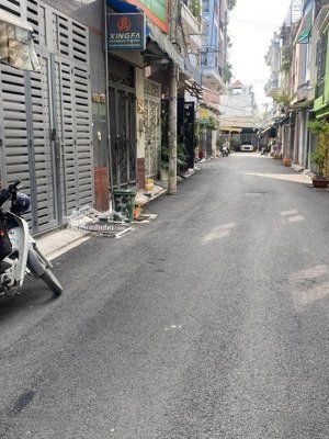 bán nhà tân bình - 2 tầng đúc - 42m2 - nhà mới - gần trường chinh - cộng hòa - chỉ 4,x tỷ