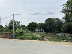 331.7m2 - đất mặt đường nguyễn văn linh - mt 9m - nở hậu - sát kcn