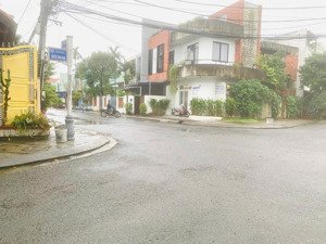 bán nhà 2 tầng mt nguyễn trung ngạn - khuê trung.
- dt: 125m2