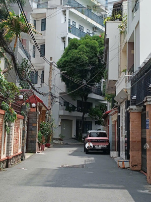 khan hiếm! hẻm 6m nguyễn cửu vân, p17, bt - dt: 5x14m, vuông vức (sẵn 5 tầng, full nt) chỉ 17 tỷ tl