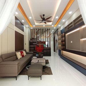 nhà đẹp đón tết, 4x17m, 4 lầu nội thất, nhỉnh 7 tỷ, ngay phạm văn chiêu